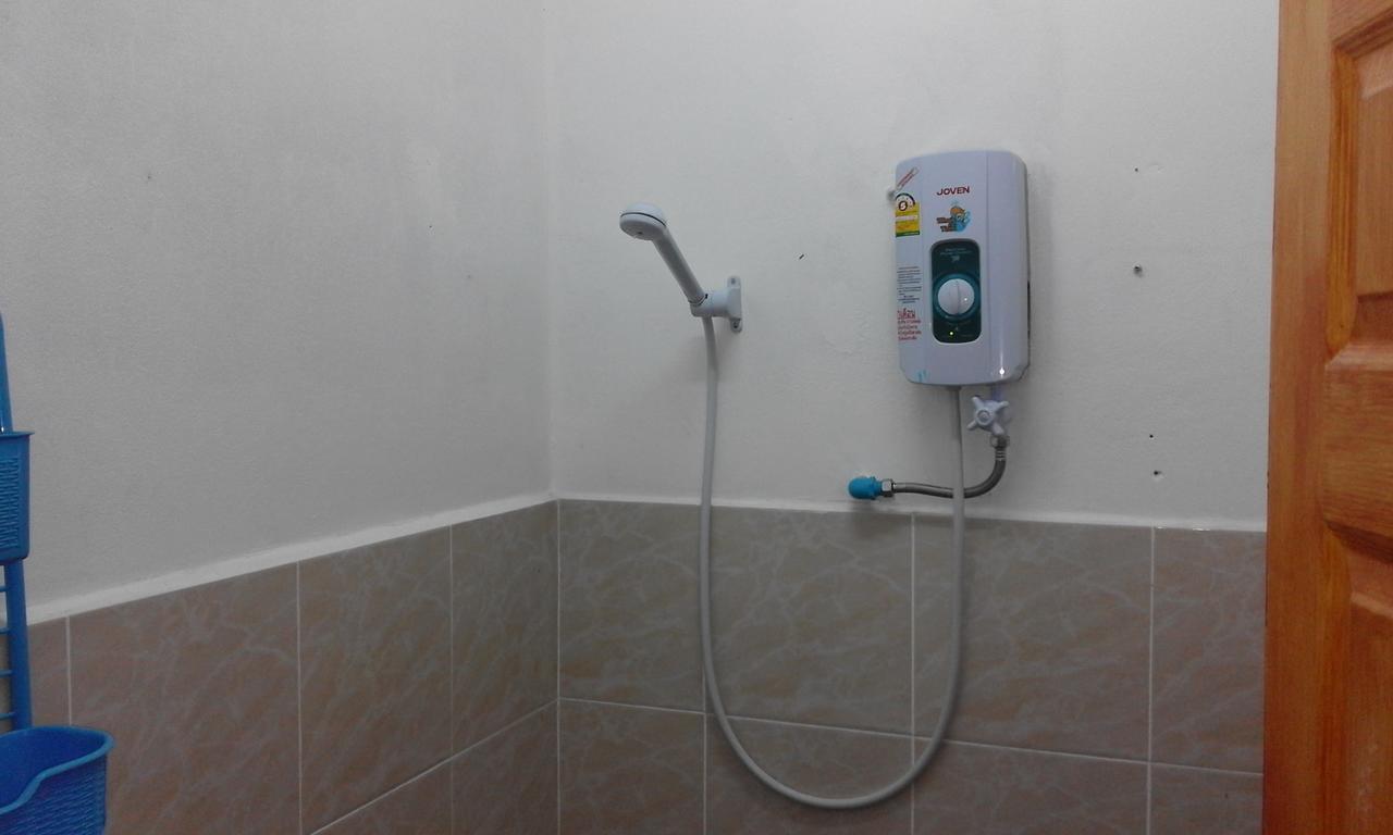 Cheap Sleep Apartment Phayao Luaran gambar